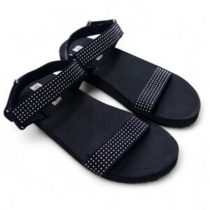 Steve Madden Black Studded Sandals